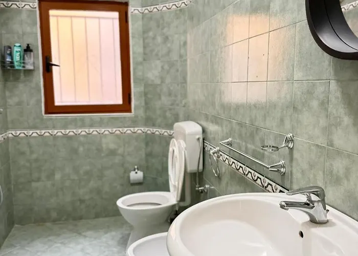 Heart - Free Parking Apartment